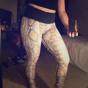 Faux snake skin legging